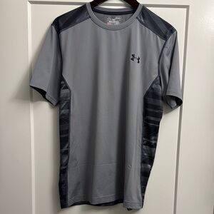 Under Armour Men's Gray Athletic Shirt